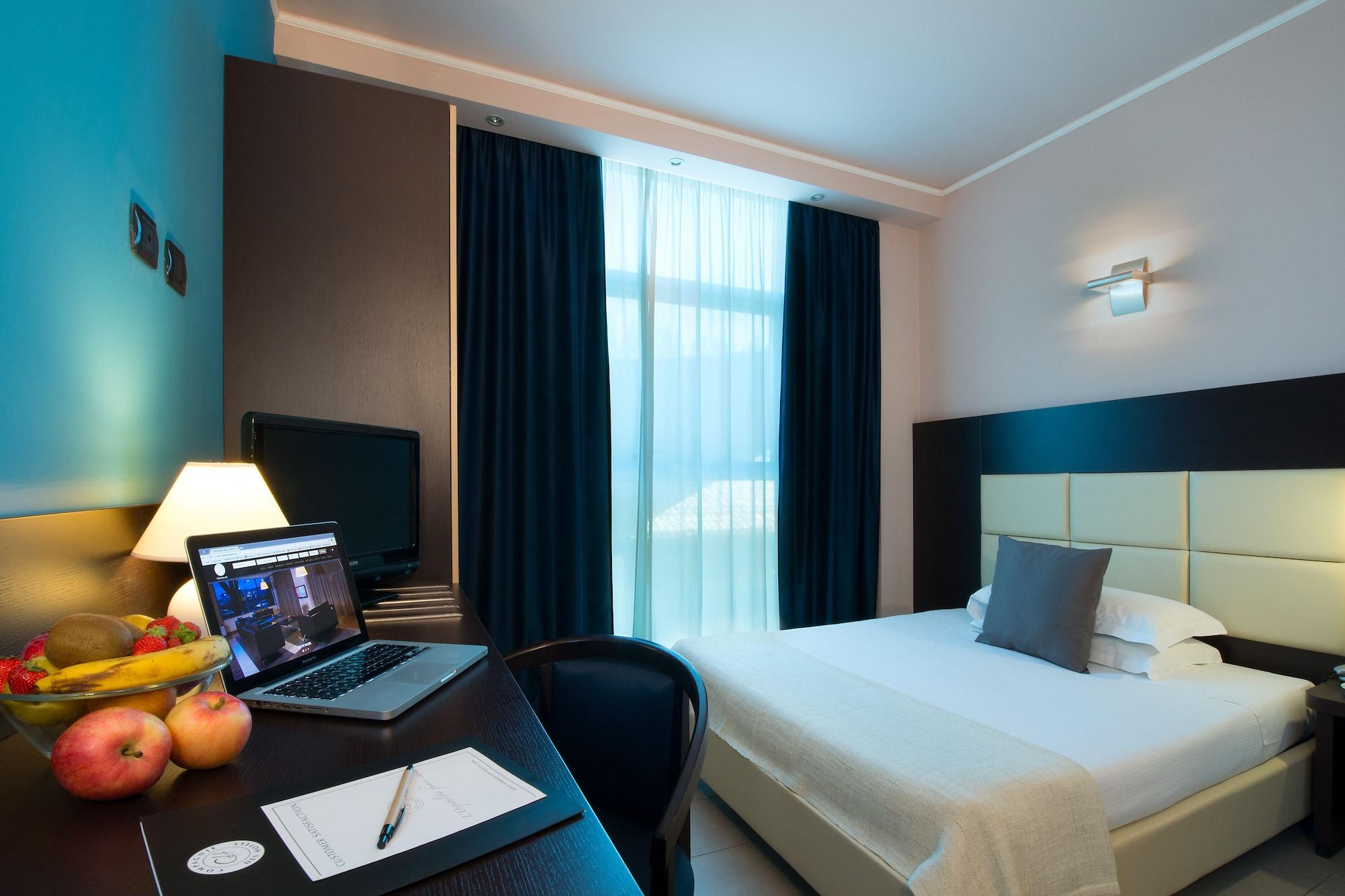 Hotel Villa Ducale Парма Екстериор снимка