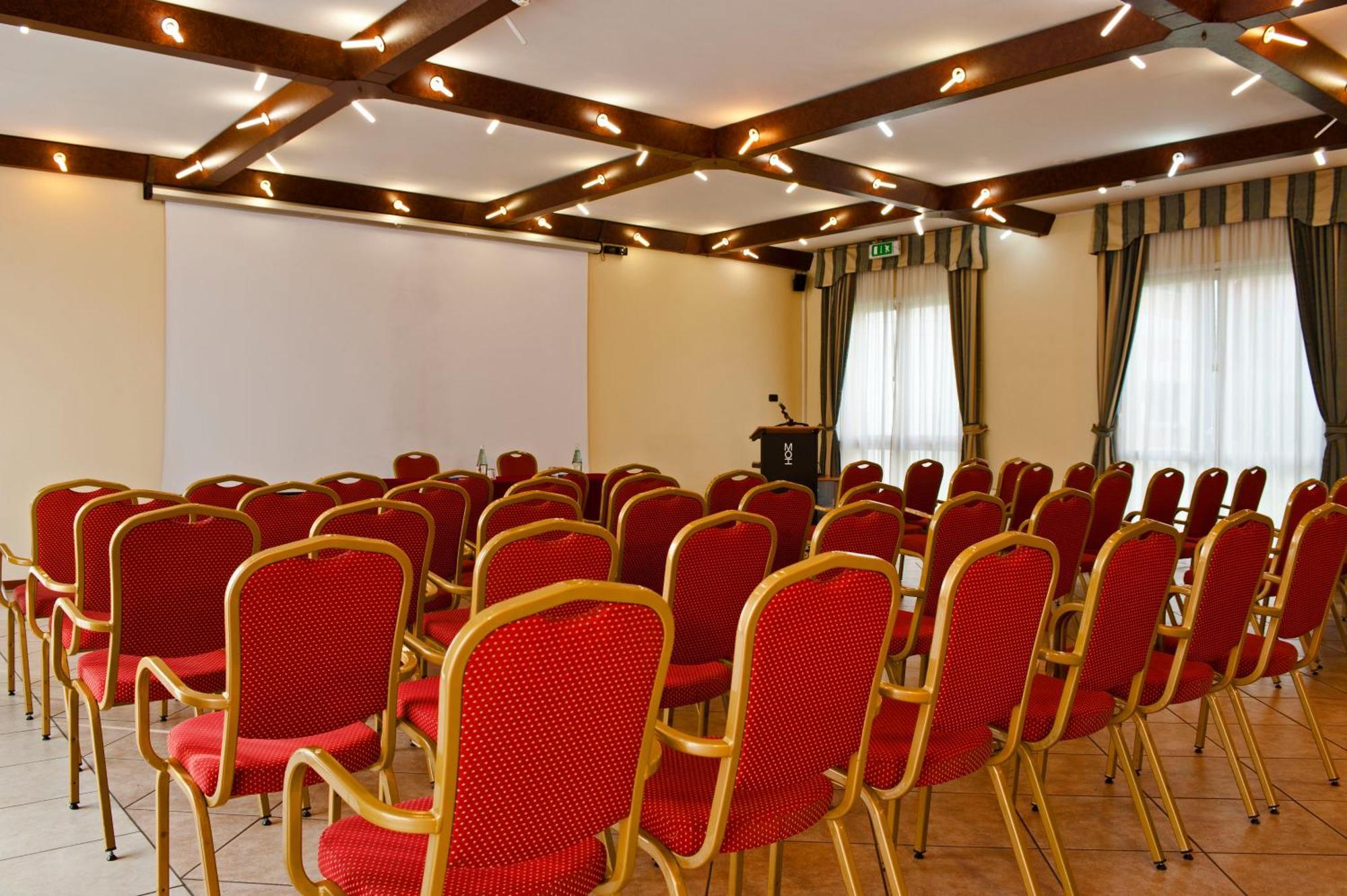 Hotel Villa Ducale Парма Екстериор снимка