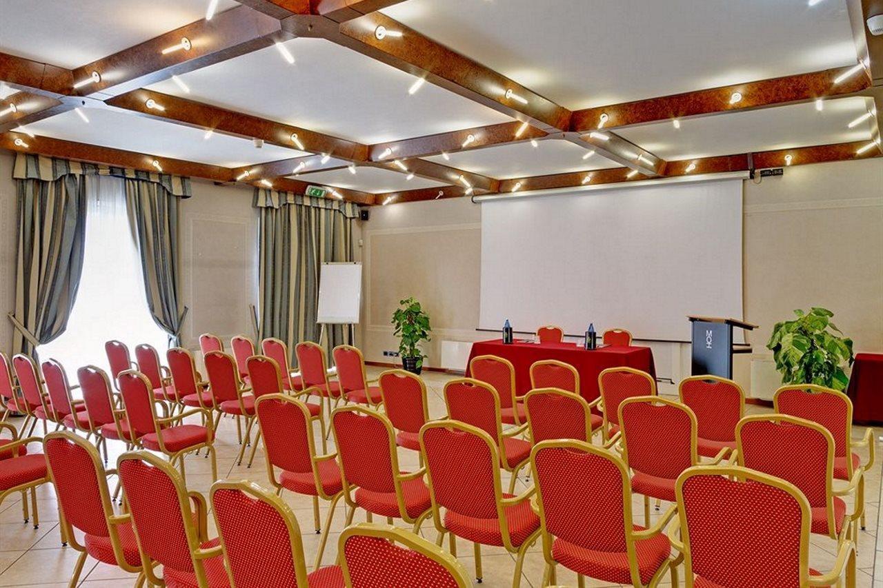Hotel Villa Ducale Парма Екстериор снимка