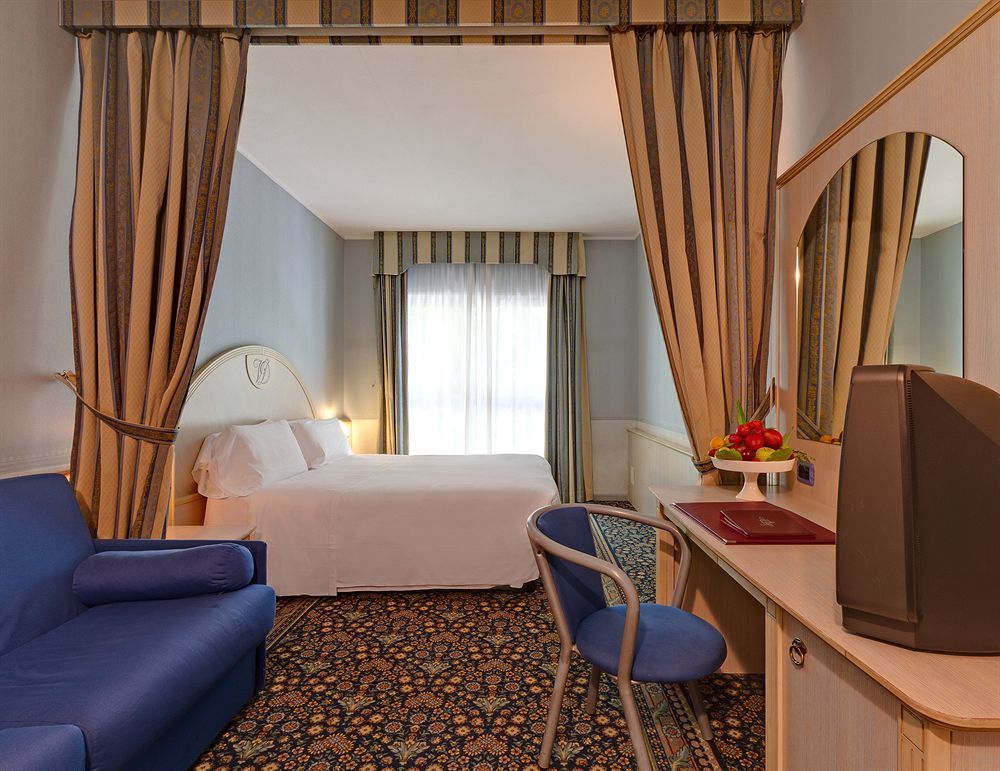 Hotel Villa Ducale Парма Екстериор снимка
